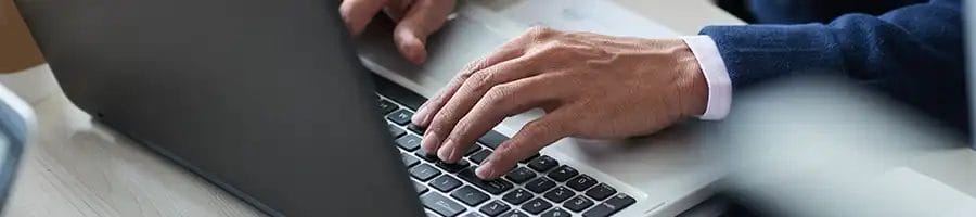 Using a laptop to change registered agent online